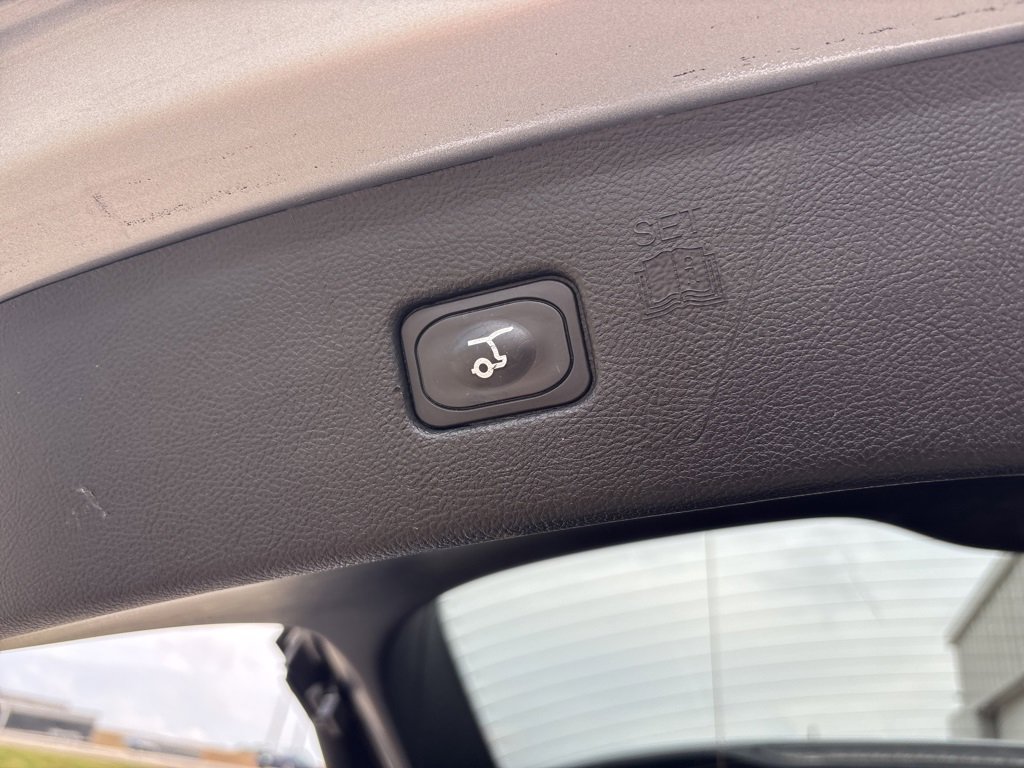 Used 2024 Ford Edge Titanium image 34