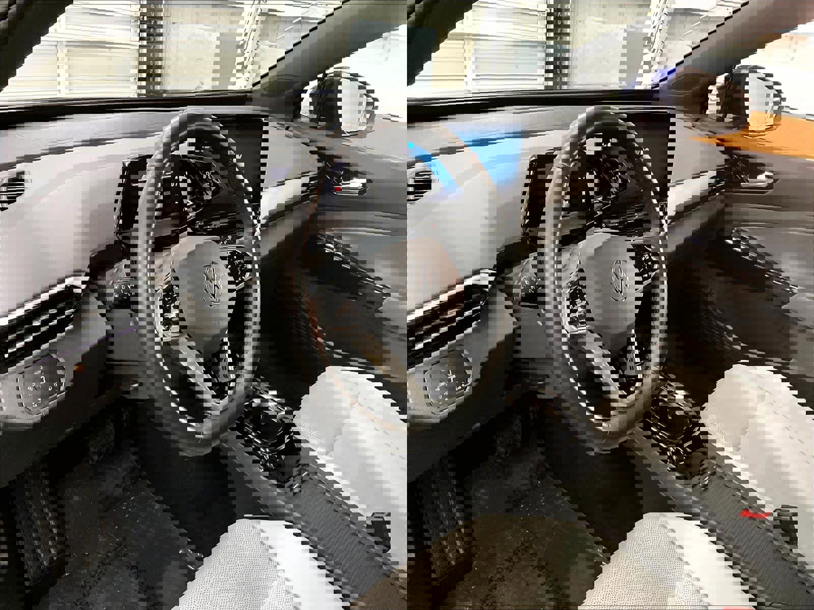 Used 2022 Volkswagen ID.4 Pro S w/ Gradient Package image 16