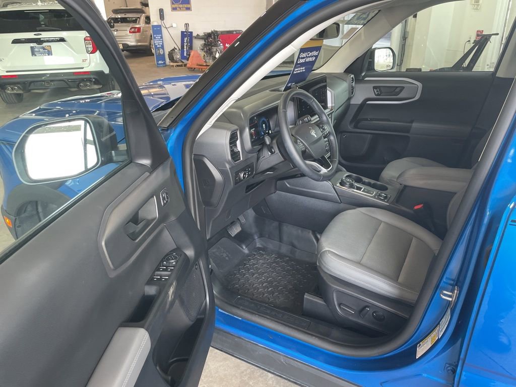 Used 2025 Ford Bronco Sport Badlands w/ Badlands Tech Package AWD/4WD image 14