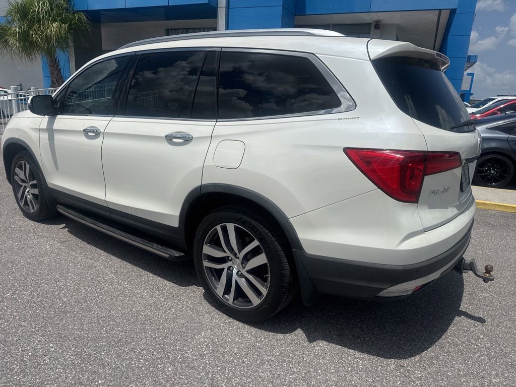 Used 2017 Honda Pilot Elite image 7