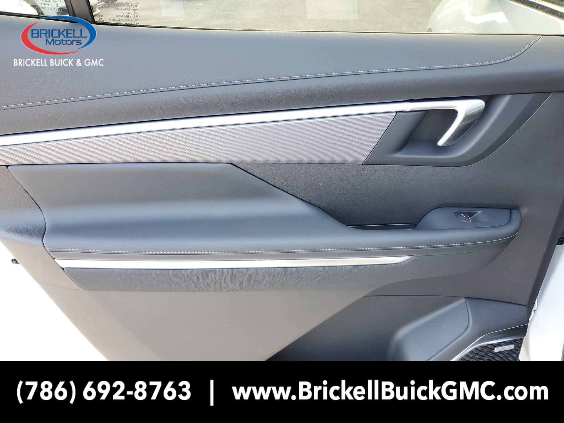 New 2026 Buick Enclave Sport Touring w/ Power Package FWD image 10