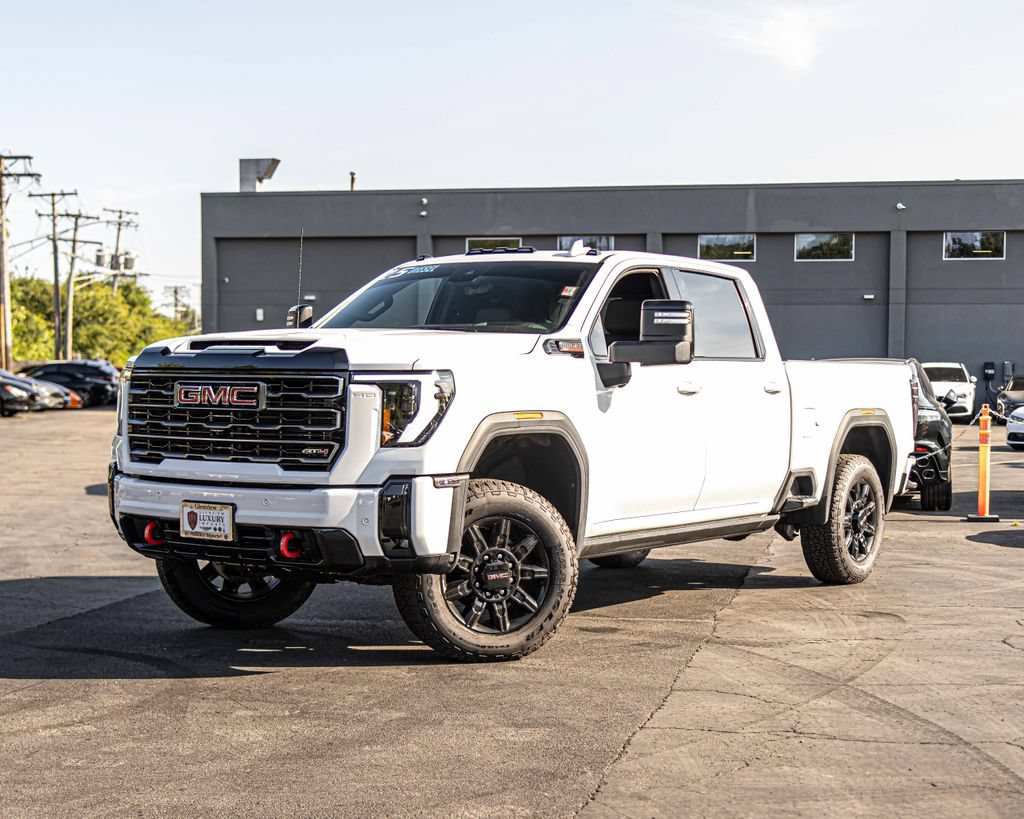 Used 2025 GMC Sierra 2500 AT4 w/ AT4 Premium Plus Package