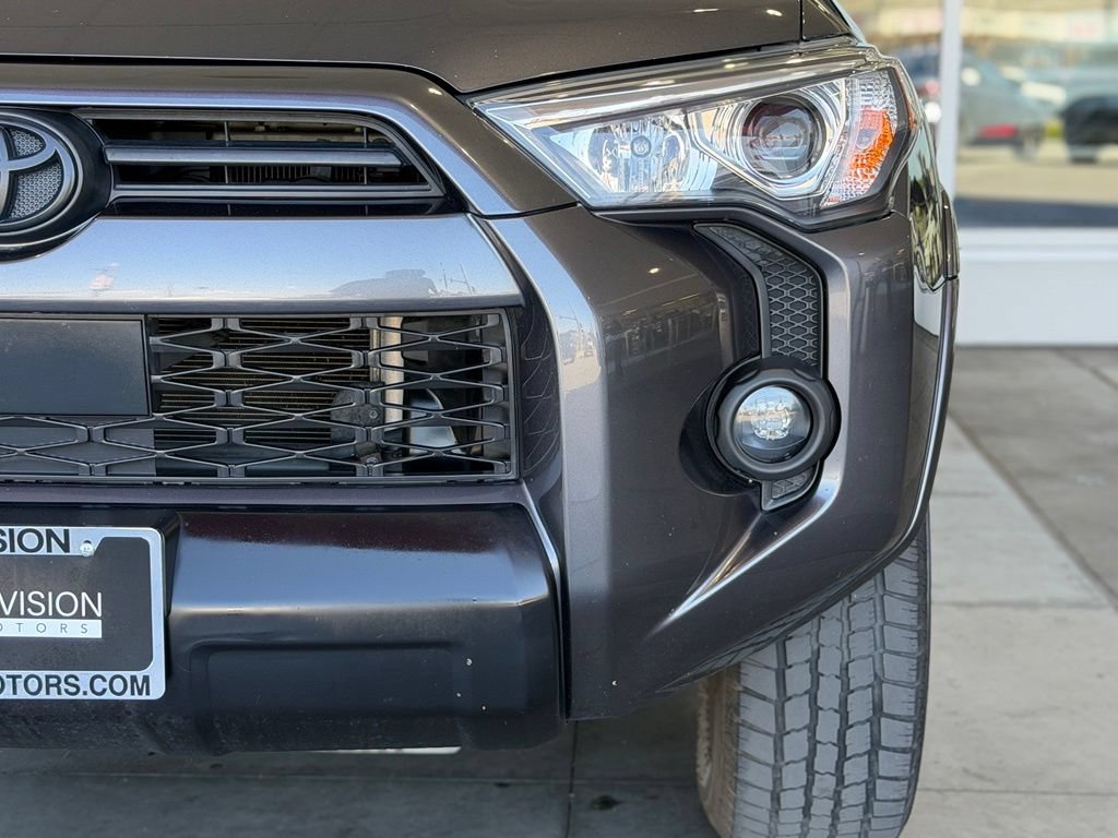 Certified 2021 Toyota 4Runner TRD Off-Road Premium w/ Moonroof Package AWD/4WD image 6