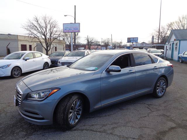 Used 2017 Genesis G80 3.8 RWD image 2