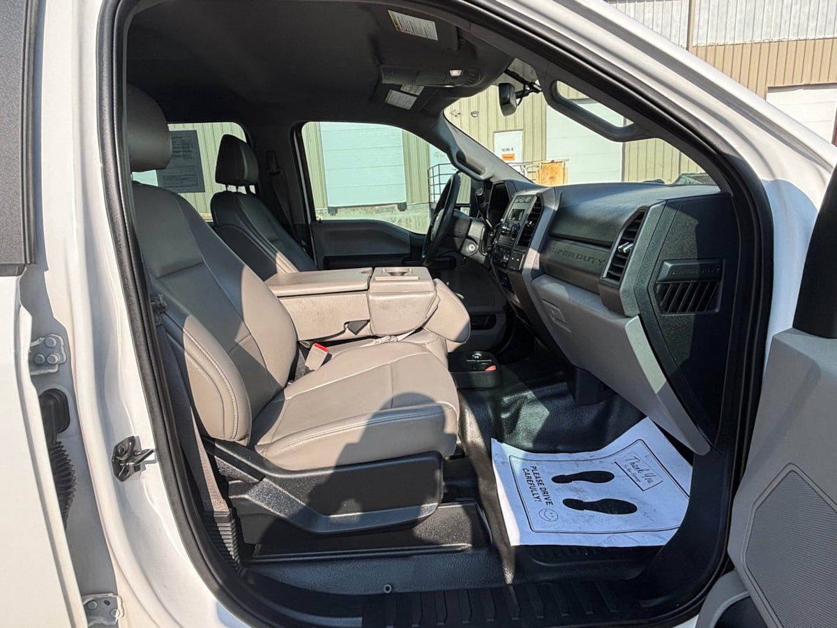 Used 2019 Ford F250 XL w/ Power Equipment Group AWD/4WD image 12