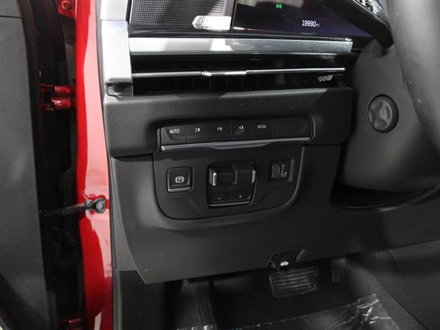 Certified 2025 Cadillac Escalade Sport w/ LPO, ONYX Package image 6