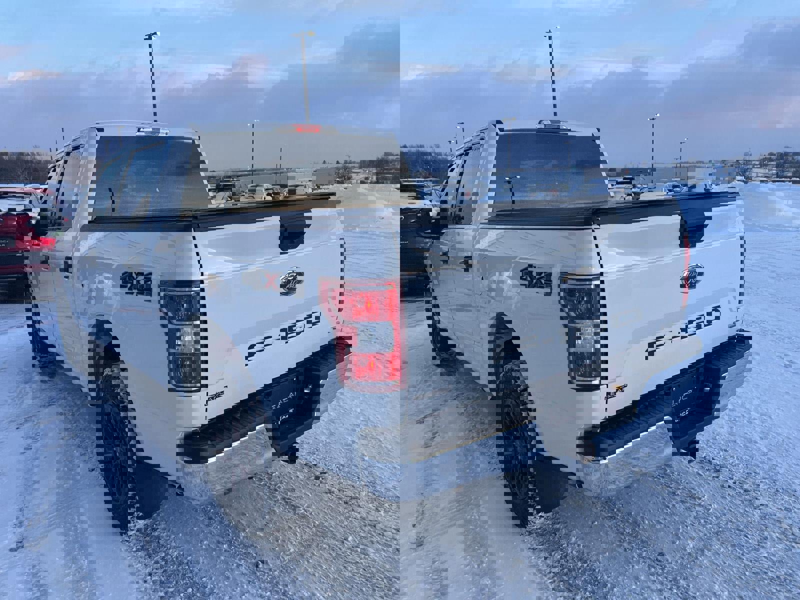 Used 2018 Ford F150 XLT w/ Trailer Tow Package image 10