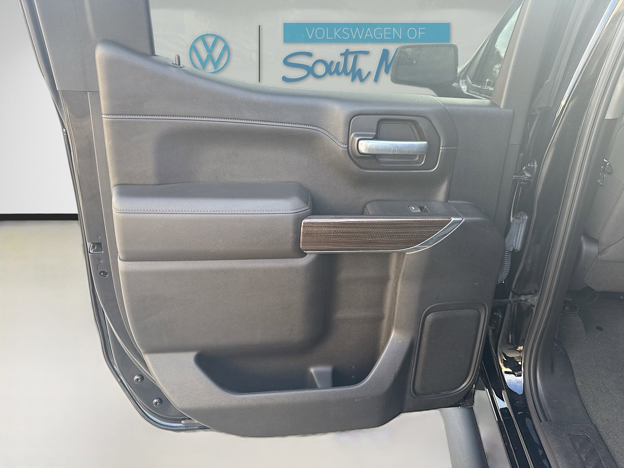 Used 2021 Chevrolet Silverado 1500 RST image 25