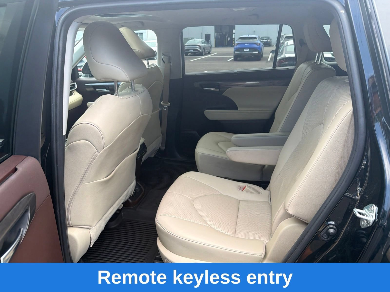 Used 2020 Toyota Highlander Limited AWD/4WD image 21