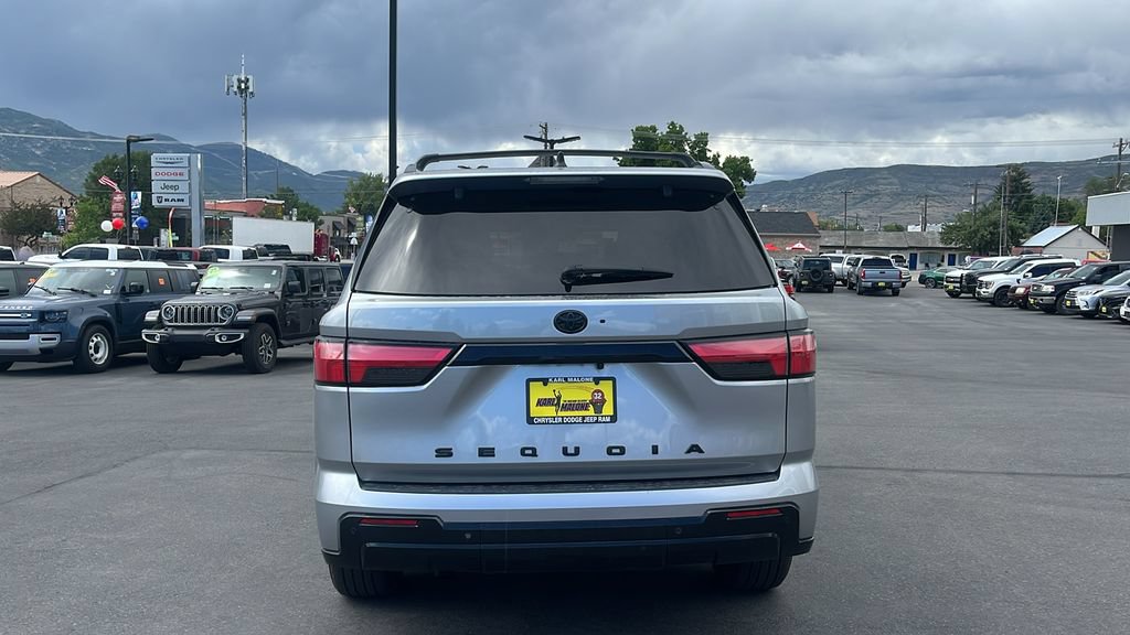 Used 2024 Toyota Sequoia Platinum AWD/4WD image 6