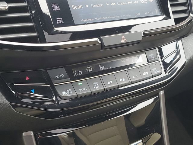Used 2016 Honda Accord EX-L image 24