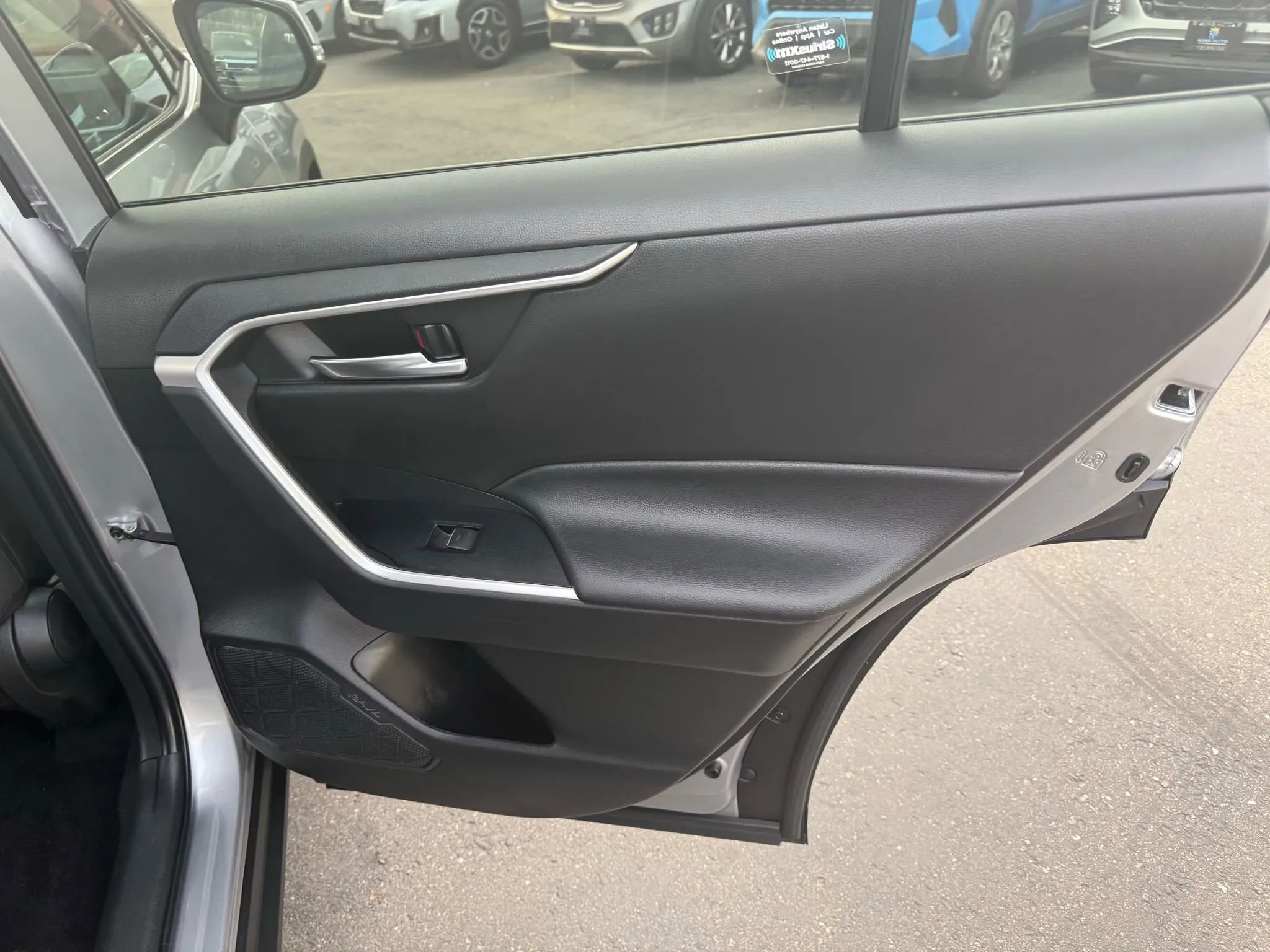 Used 2024 Toyota RAV4 XLE image 23