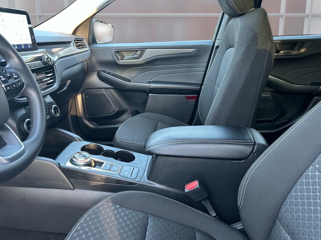 Used 2025 Ford Escape Active image 21