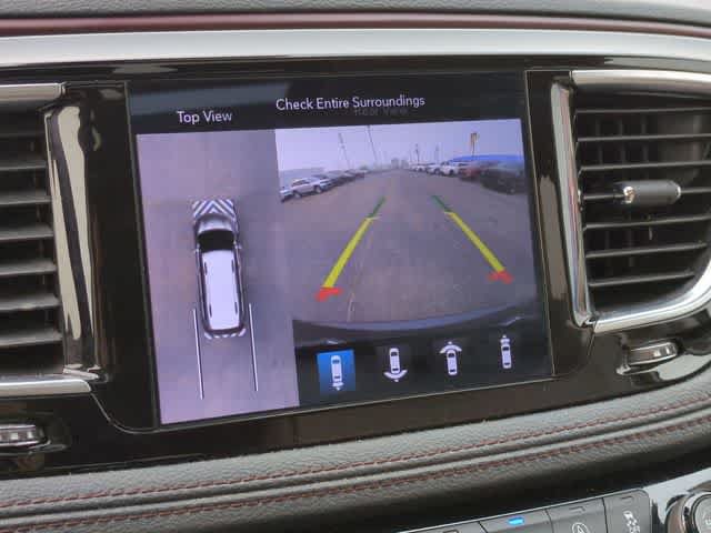 Used 2020 Chrysler Pacifica Limited w/ Advanced Safetytec Group FWD image 32