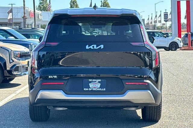 Certified 2024 Kia EV9 Light Long Range RWD image 7