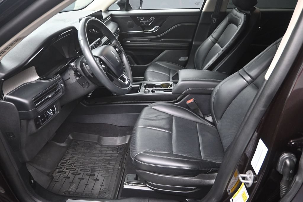 Used 2023 Lincoln Corsair Reserve w/ Equipment Group 201A AWD/4WD image 13