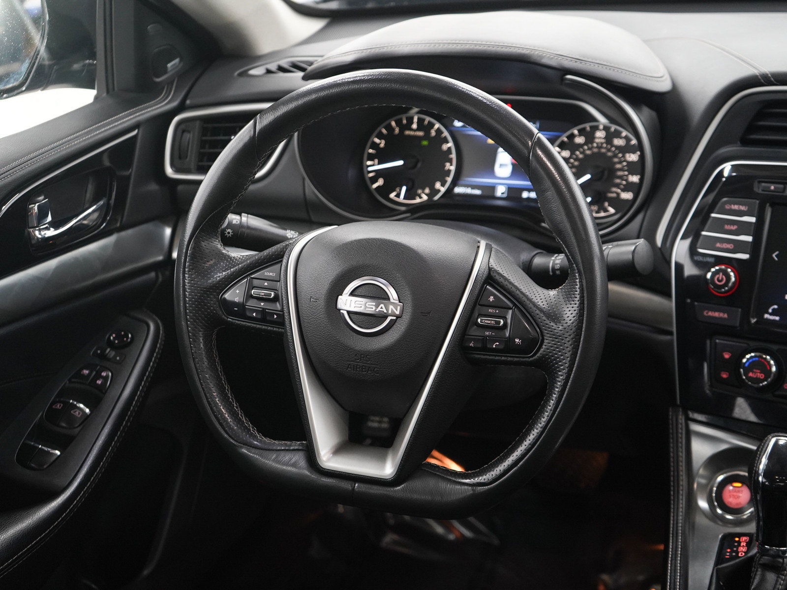 Used 2023 Nissan Maxima SL FWD image 14