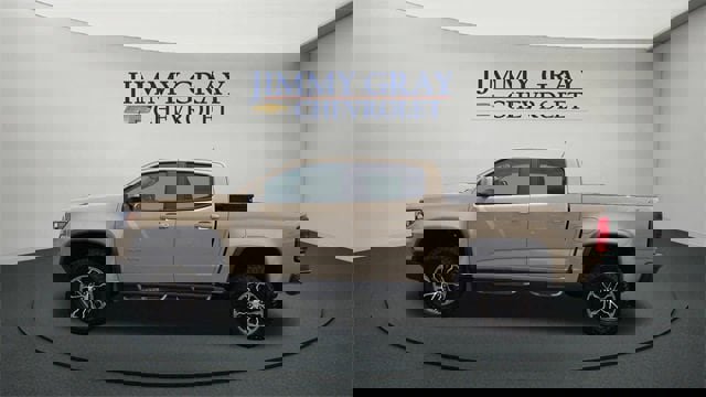 Used 2022 Chevrolet Colorado ZR2 image 6