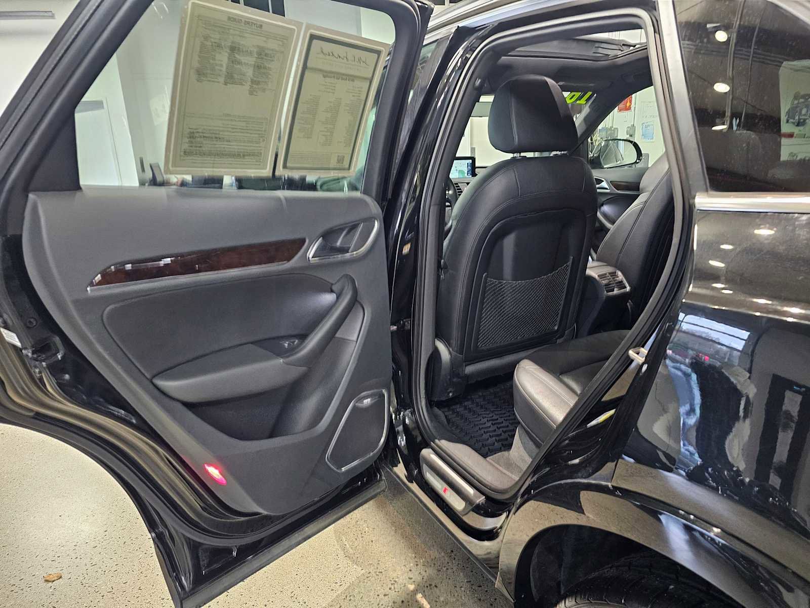 Used 2016 Audi Q3 2.0T Prestige w/ Prestige Package image 15