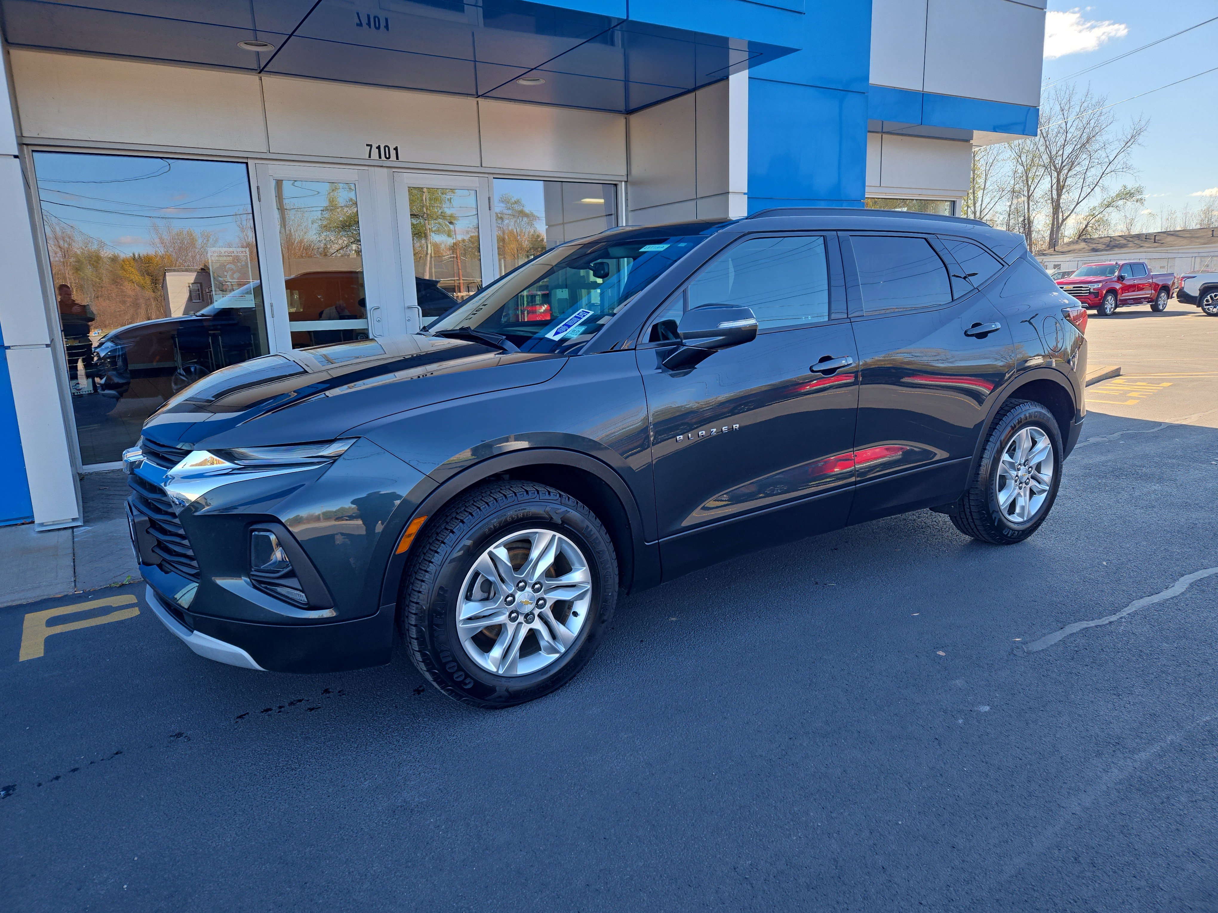 Certified 2020 Chevrolet Blazer LT image 2