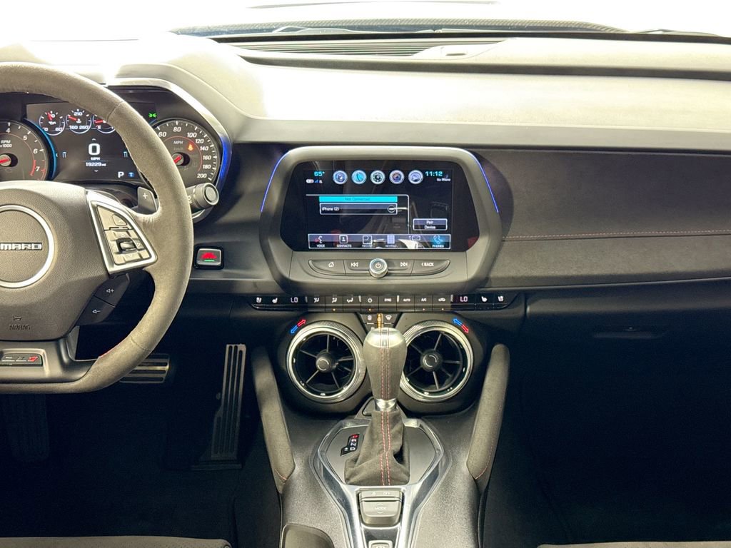 Used 2018 Chevrolet Camaro ZL1 RWD image 14