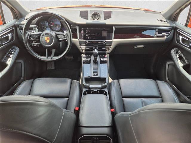 Used 2022 Porsche Macan AWD/4WD image 18