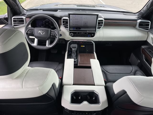 Used 2024 Toyota Sequoia Capstone AWD/4WD image 9