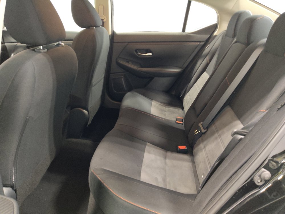 Used 2024 Nissan Sentra SR FWD image 18