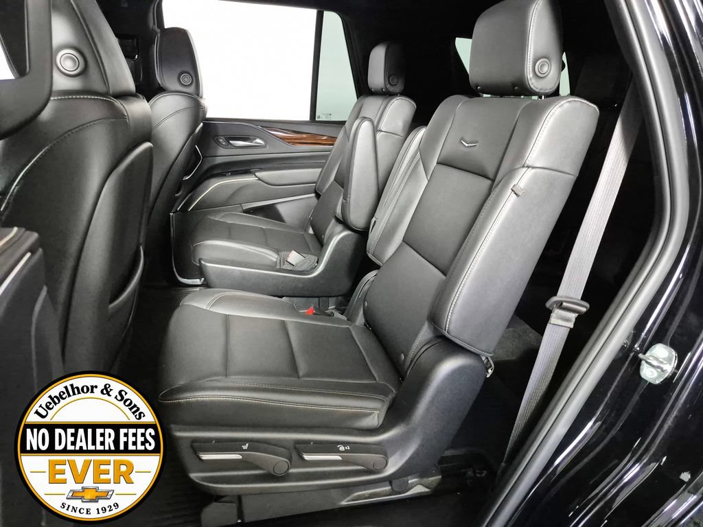 Certified 2023 Cadillac Escalade Luxury w/ LPO, Floor Liner Package AWD/4WD image 26