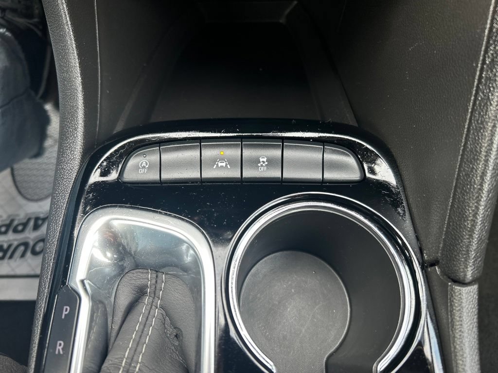 Used 2024 Buick Encore GX Sport Touring FWD image 30