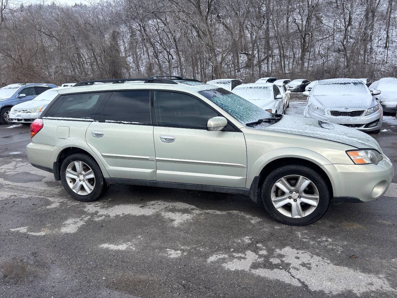 Used 2005 Subaru Outback 2.5XT Limited image 1