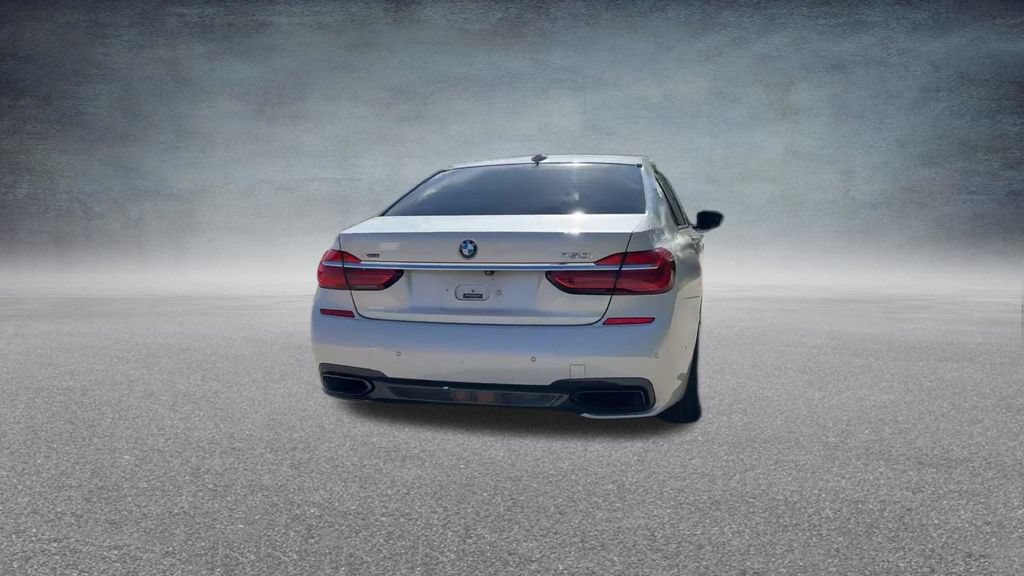 Used 2016 BMW 750i xDrive AWD/4WD image 21