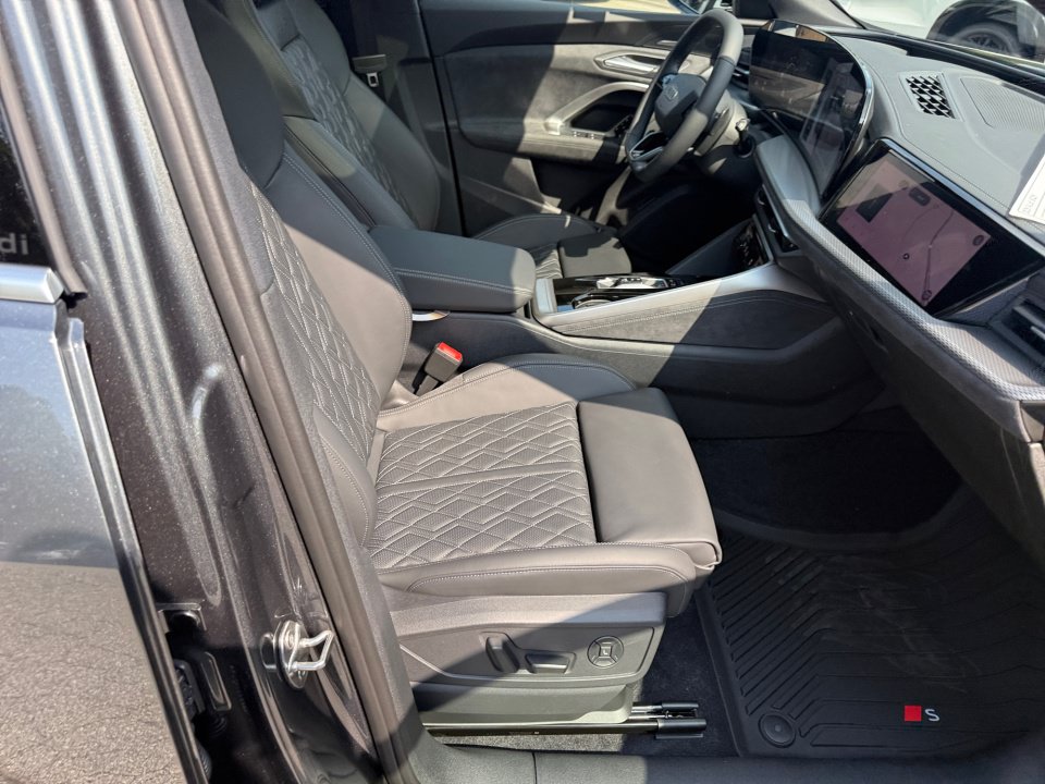 New 2026 Audi SQ5 Premium Plus AWD/4WD image 28