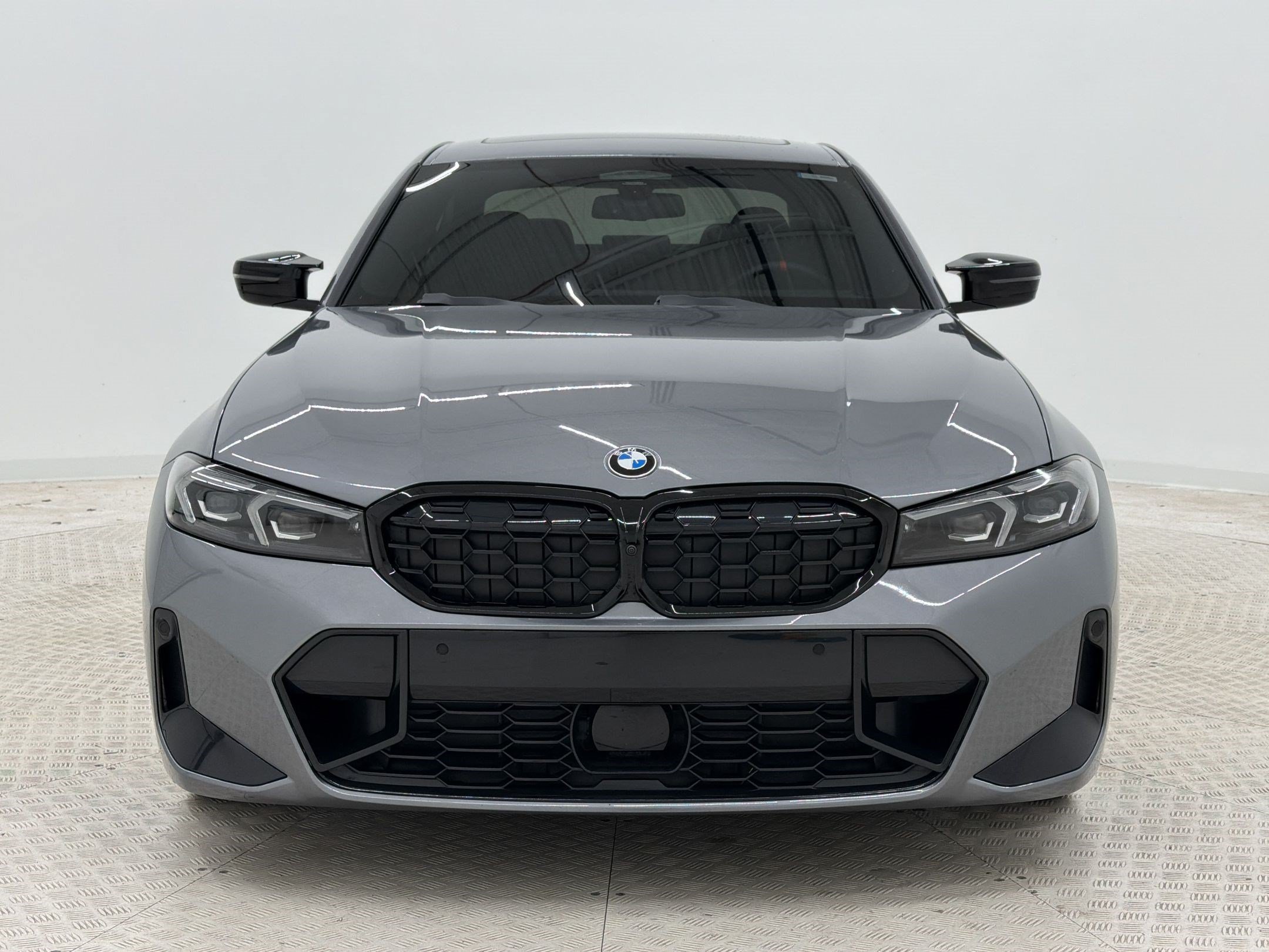 Used 2025 BMW M340i w/ Premium Package RWD image 6