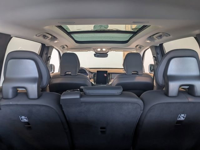 New 2026 Volvo XC90 T8 Plus w/ Protection Package Premier image 30