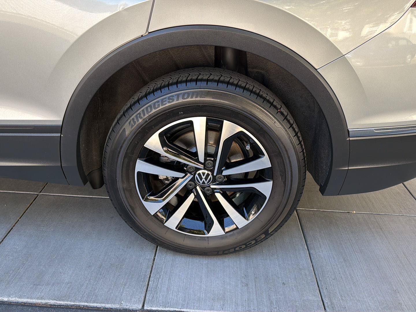 Certified 2022 Volkswagen Tiguan S FWD image 17