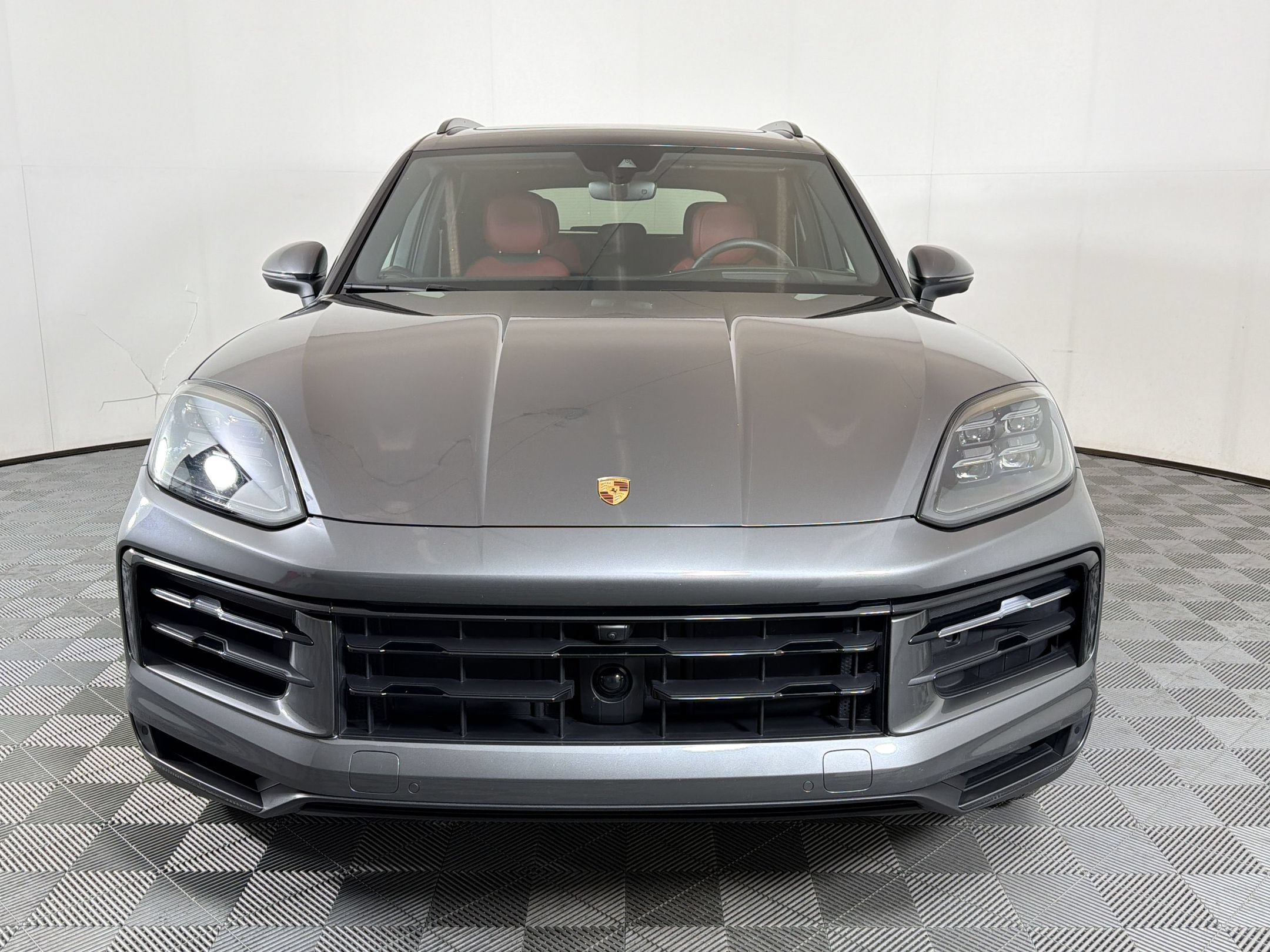 Certified 2025 Porsche Cayenne S AWD/4WD image 7