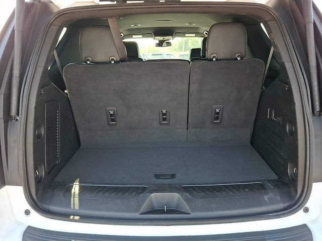 Used 2023 Chevrolet Tahoe LT w/ Luxury Package AWD/4WD image 26