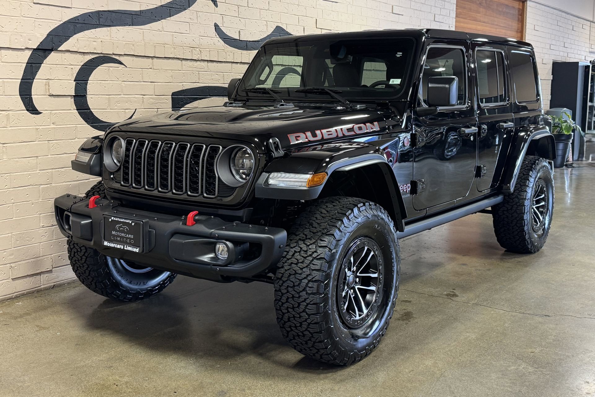 Used 2024 Jeep Wrangler Unlimited Rubicon AWD/4WD image 10