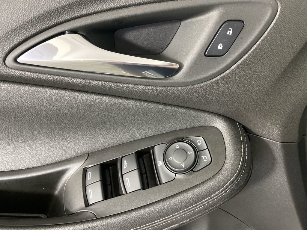 Certified 2023 Buick Encore GX Select w/ Sport Touring Package image 25