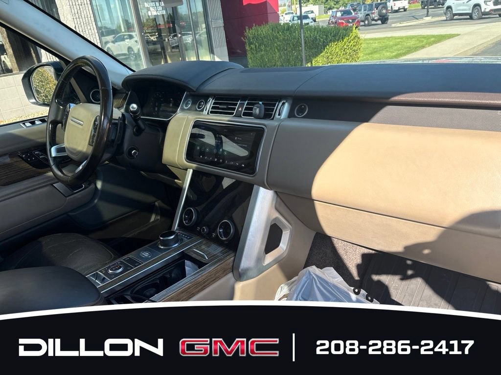 Used 2019 Land Rover Range Rover Supercharged AWD/4WD image 19