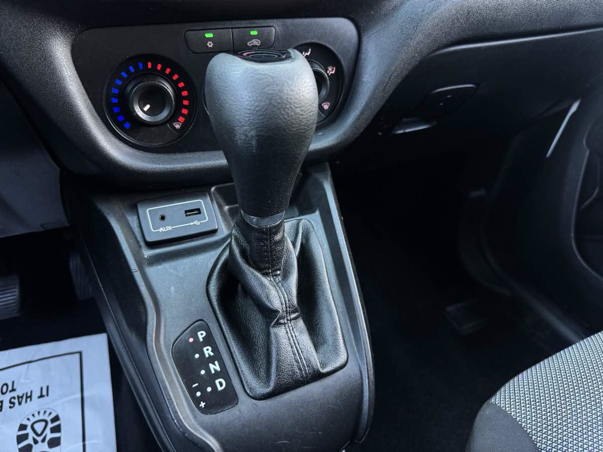 Used 2018 RAM ProMaster City Tradesman FWD image 12