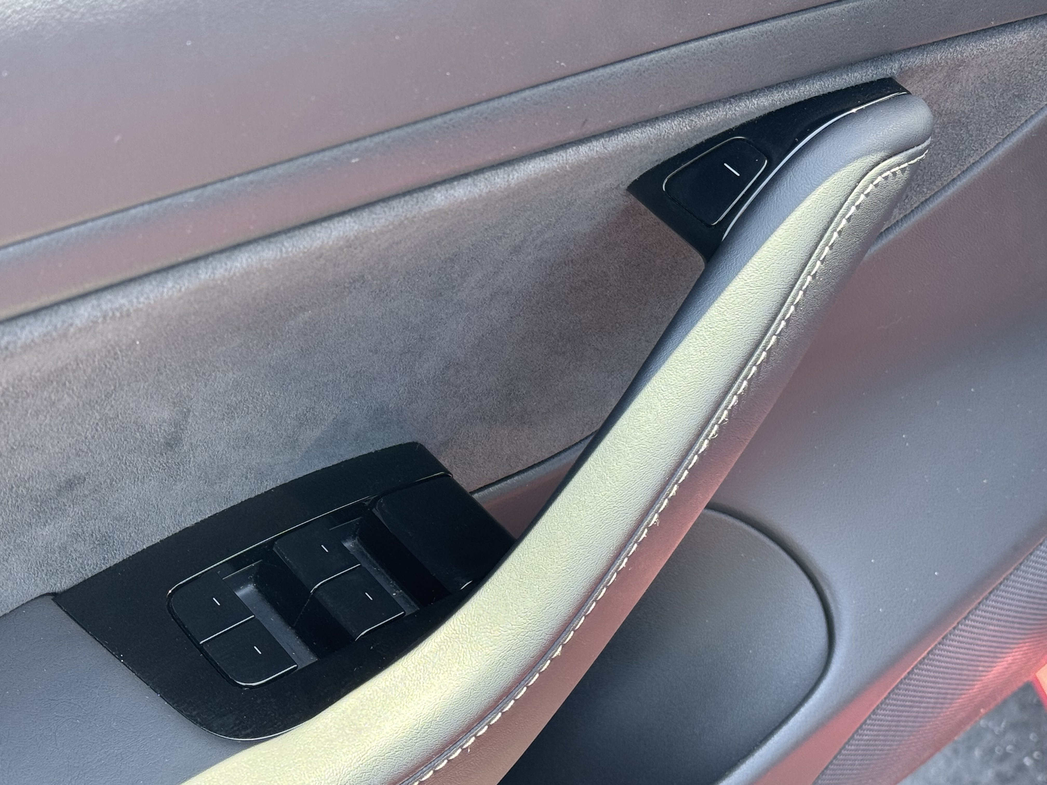 Used 2018 Tesla Model 3 Long Range RWD image 13