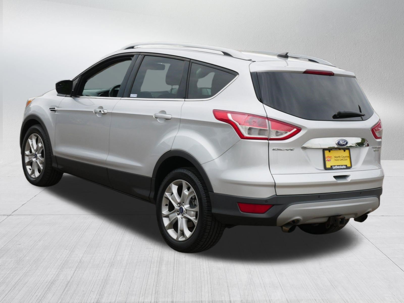 Used 2015 Ford Escape Titanium AWD/4WD image 5