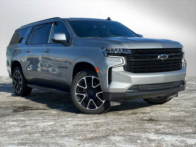 Used 2024 Chevrolet Suburban RST w/ Sport Performance Package image 1