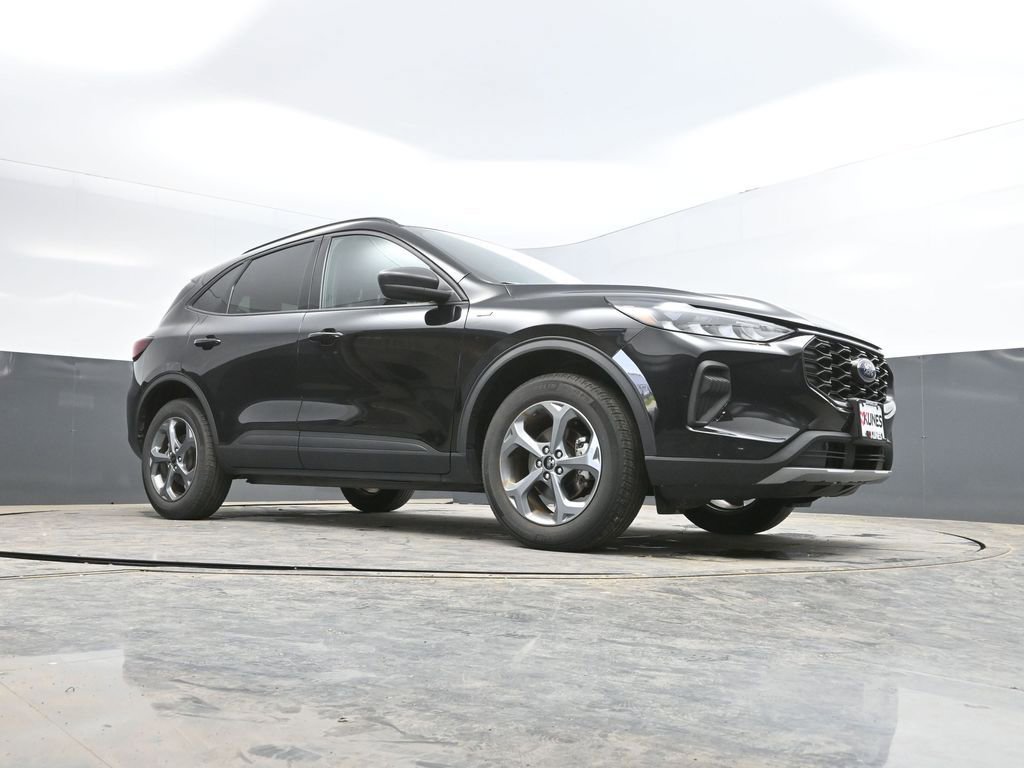 Used 2025 Ford Escape ST-Line AWD/4WD image 29