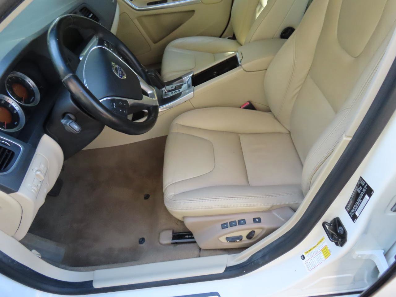 Used 2012 Volvo S60 T6 AWD/4WD image 11