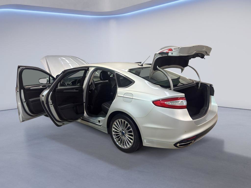 Used 2016 Ford Fusion Titanium FWD image 12