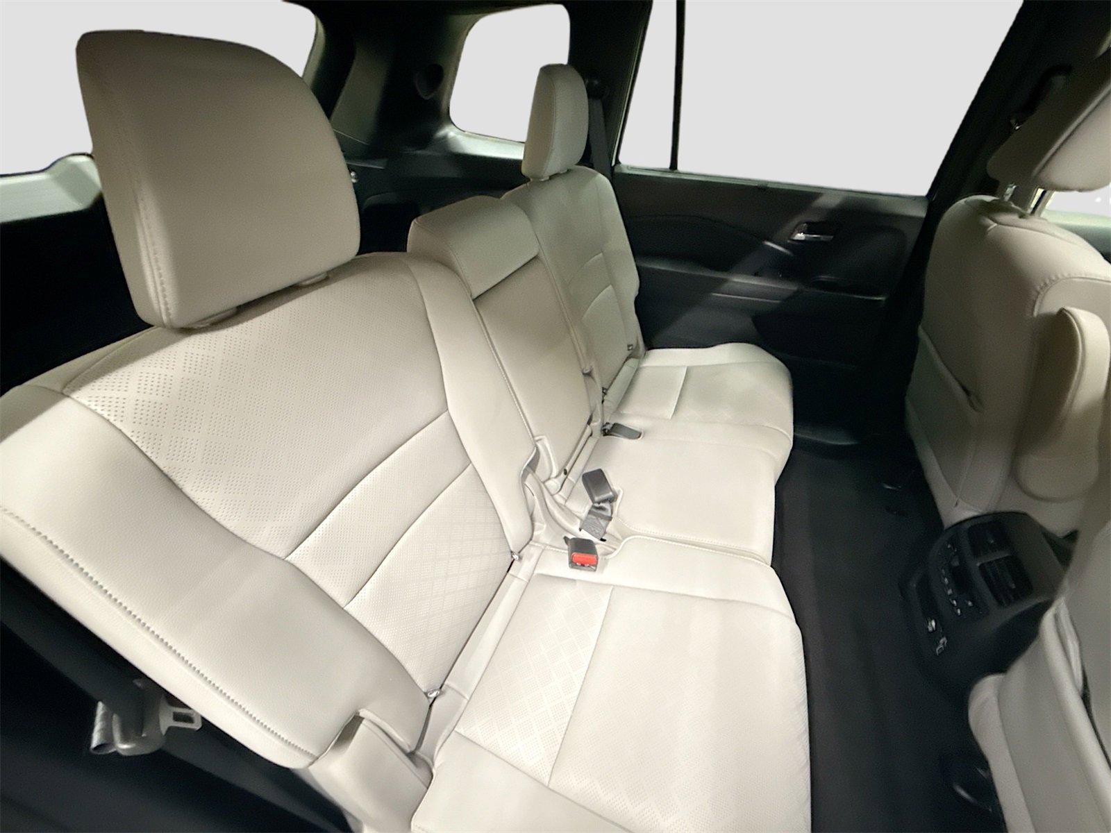 Used 2019 Honda Passport Elite image 27