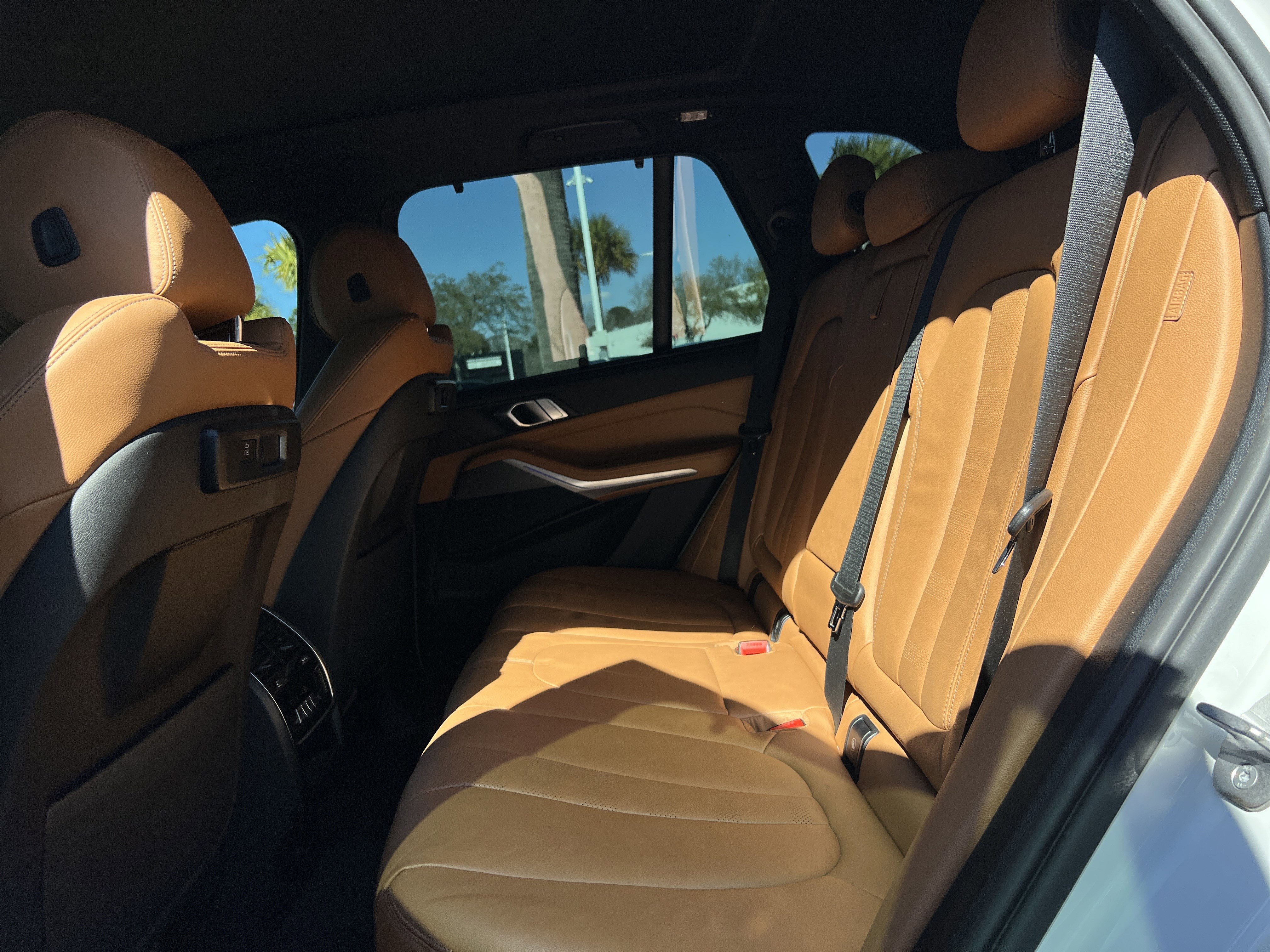 Certified 2022 BMW X5 sDrive40i w/ M Sport Package image 31